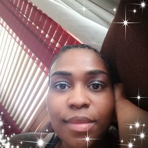 Meet your Posher, Apples